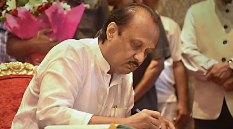 Ajit Pawar sat on the Chief Minister's chair, excitement in the political circle