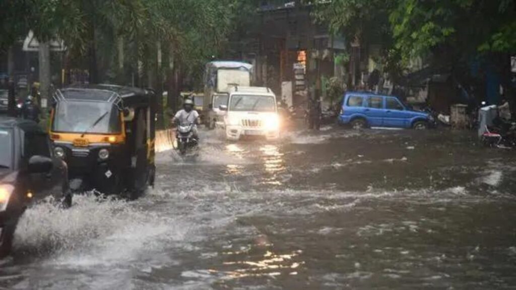 Chance of heavy rain in 72 hours, CM calls urgent cabinet meeting