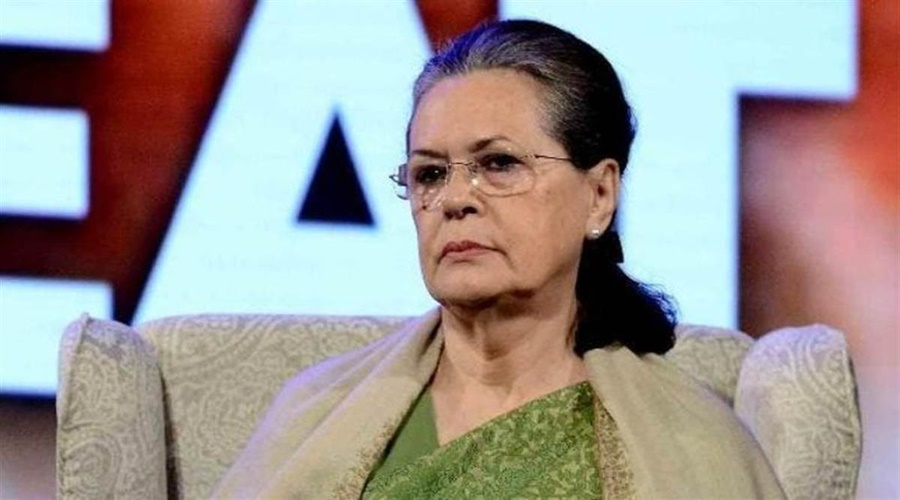 Sonia Gandhi's health suddenly deteriorated, admitted to hospital for treatment
