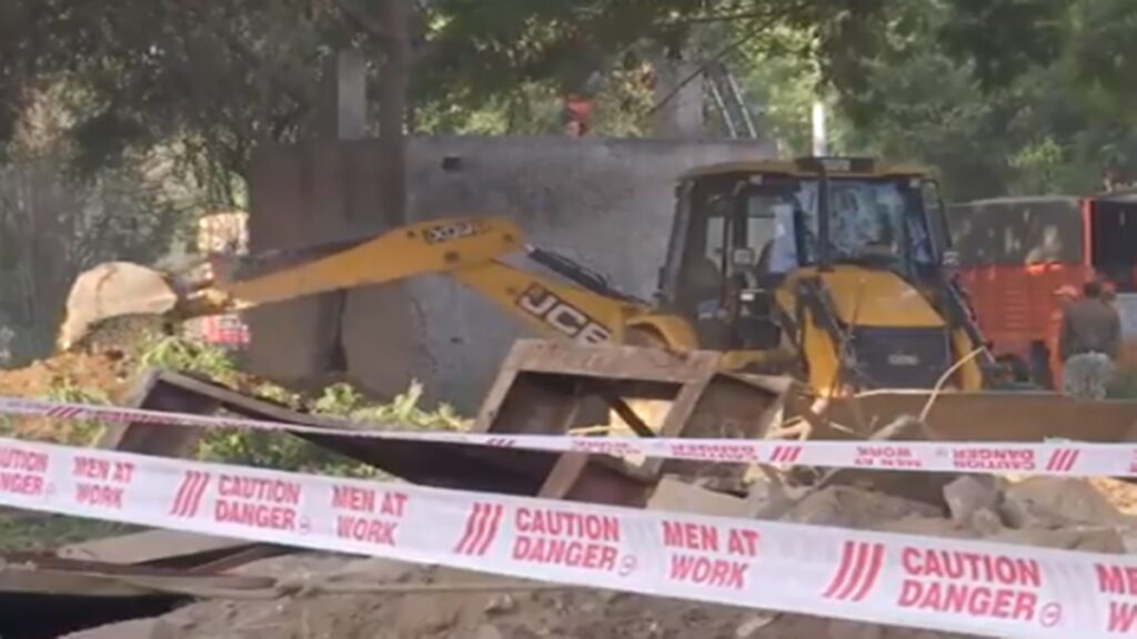 Delhi Borewell Accident